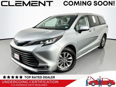 Used 2023 Toyota Sienna XLE