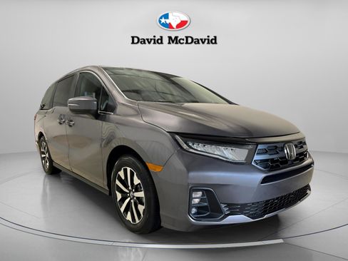 New 2026 Honda Odyssey EX-L image 8