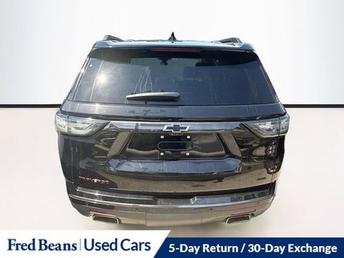 Used 2021 Chevrolet Traverse Premier w/ Redline Edition AWD/4WD image 7