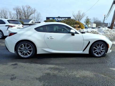 Used 2023 Subaru BRZ Premium image 2