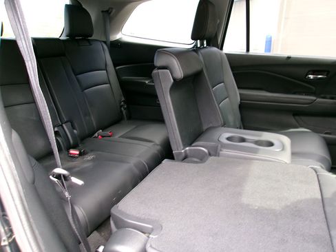 Used 2021 Honda Pilot Special Edition image 12