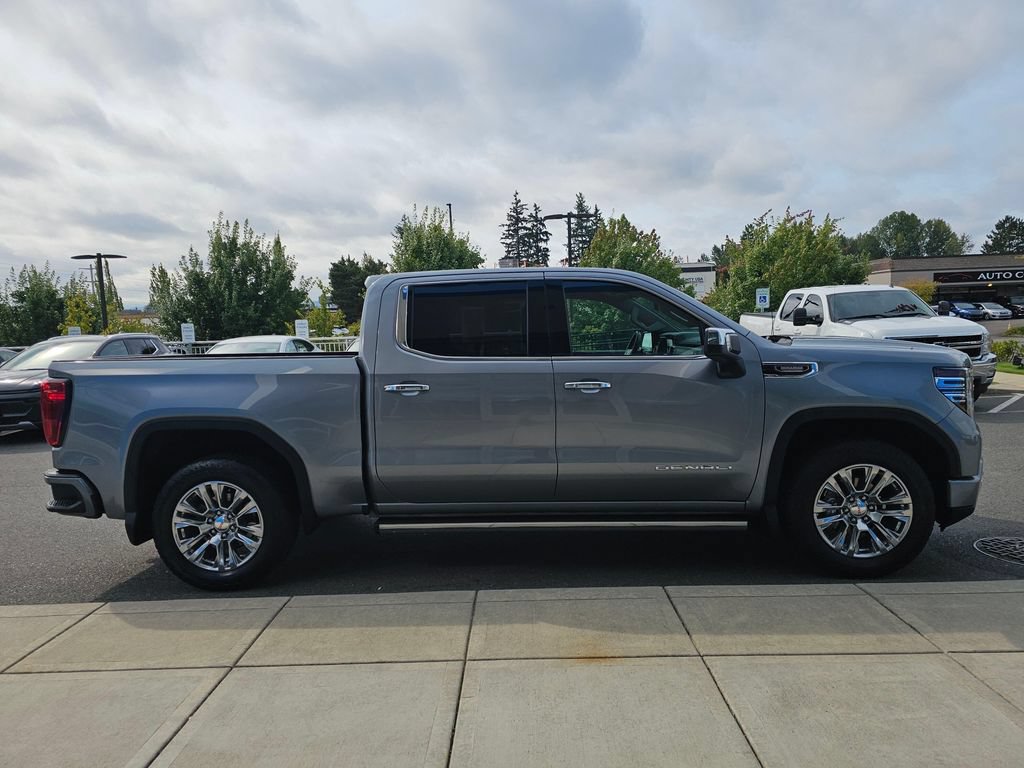 Used 2023 GMC Sierra 1500 Denali w/ Technology Package AWD/4WD image 44