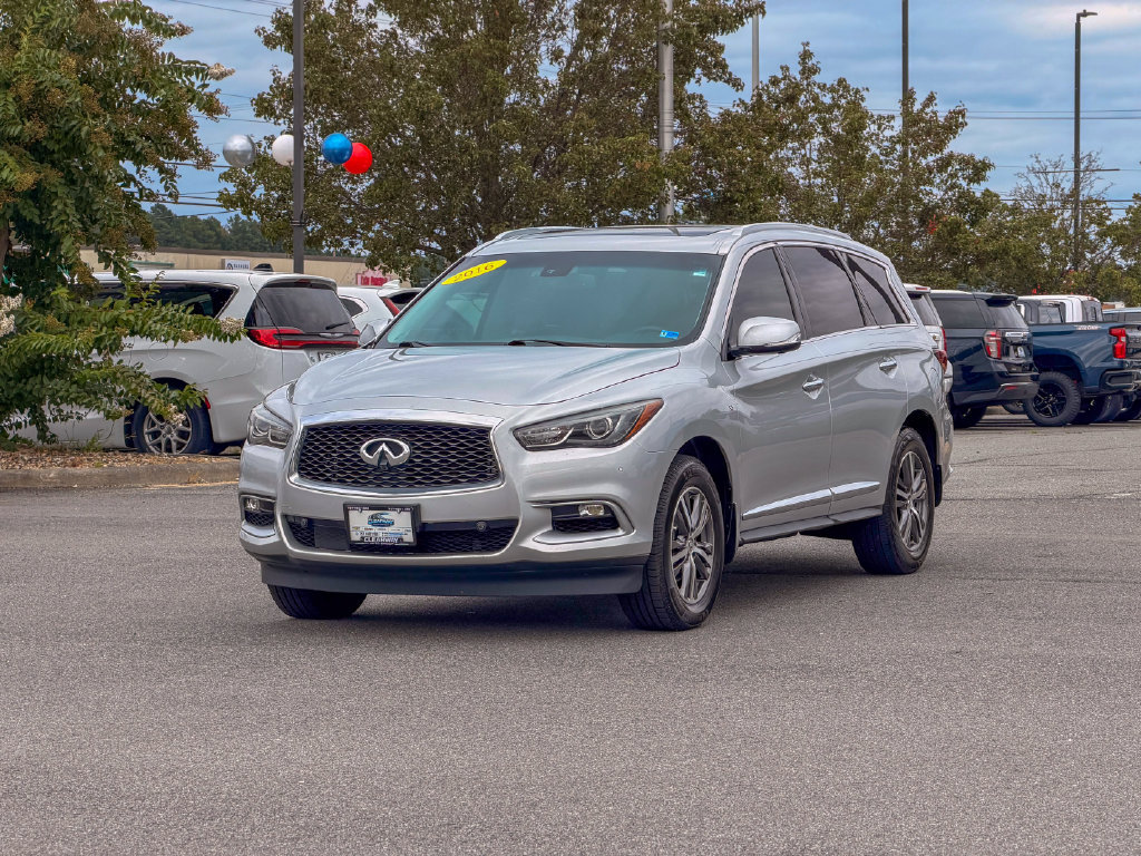 Used 2016 INFINITI QX60 Luxe w/ Premium Plus Package AWD/4WD image 3