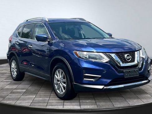 Used 2017 Nissan Rogue SV w/ SV Premium Package AWD/4WD image 3