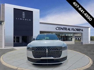 New 2026 Lincoln Navigator Reserve video 2