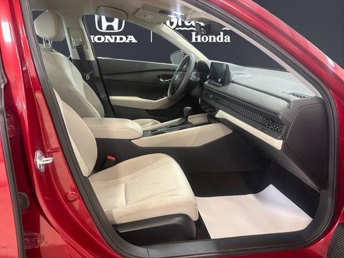 Used 2024 Honda Accord LX image 15