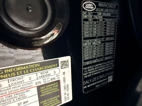 Certified 2021 Land Rover Range Rover Velar S image 23