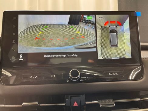 New 2025 Mitsubishi Outlander SE image 17