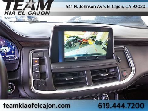 Used 2022 Chevrolet Suburban Z71 AWD/4WD image 30