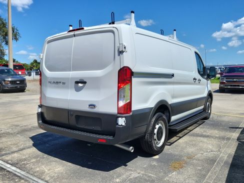 Used 2025 Ford Transit 150 Low Roof w/ Load Area Protection Package RWD image 5