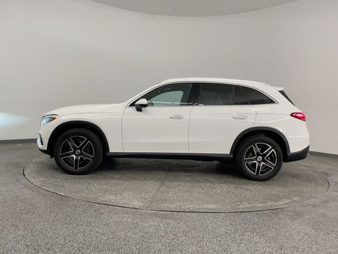 Certified 2026 Mercedes-Benz GLC 300 image 2