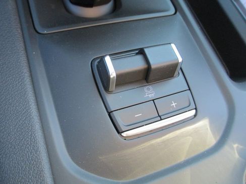 New 2026 GMC Sierra 1500 AT4 w/ AT4 Premium Package image 19