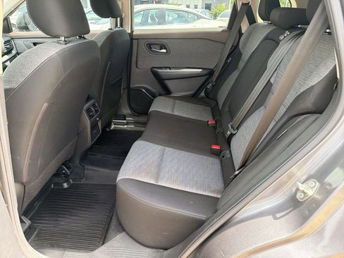 Used 2023 Nissan Rogue SV FWD image 14