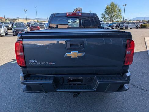 Used 2017 Chevrolet Colorado Z71 image 4