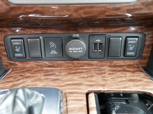 Used 2019 Nissan Armada SL AWD/4WD image 32