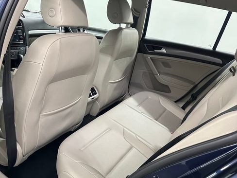 Used 2019 Volkswagen Golf Alltrack S AWD/4WD image 24