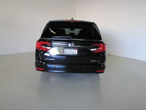Used 2023 Honda Odyssey Touring image 22