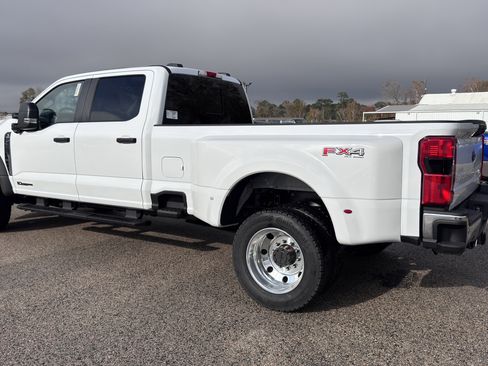 New 2026 Ford F450 XL w/ 360-Degree Camera Package image 5