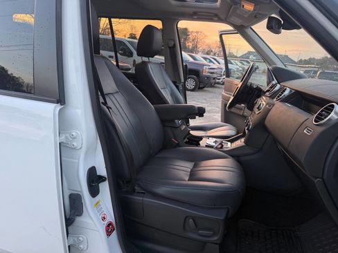 Used 2016 Land Rover LR4 HSE Silver Edition image 31