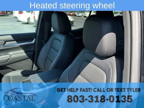 Used 2026 GMC Terrain Elevation w/ Elevation Premium Package FWD image 14