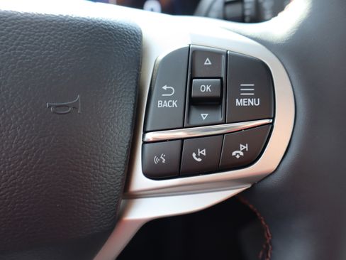 New 2026 Ford Explorer Active w/ Active Comfort Package image 18