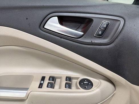 Used 2014 Ford C-MAX SEL w/ Equipment Group 302A image 13