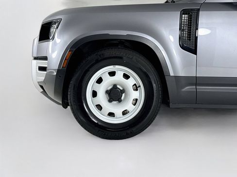 Used 2023 Land Rover Defender 110 AWD/4WD image 25