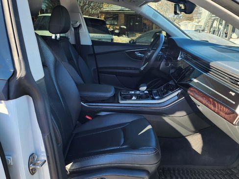 Used 2023 Audi Q8 Premium Plus w/ Premium Plus Package image 15