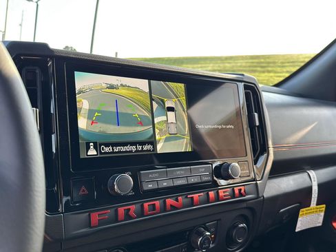 New 2026 Nissan Frontier Pro-X w/ Pro-X Convenience Package RWD image 23