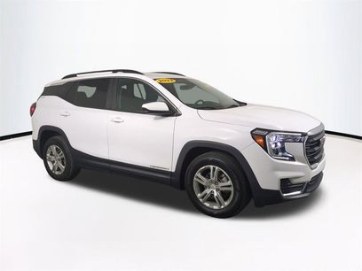 Used 2022 GMC Terrain SLE w/ Driver Convenience Package