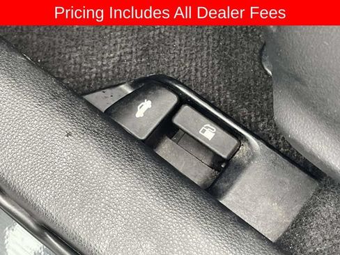 Used 2024 Toyota Corolla LE FWD image 22