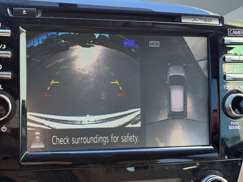 Used 2018 Nissan Murano SV w/ Premium Package image 25