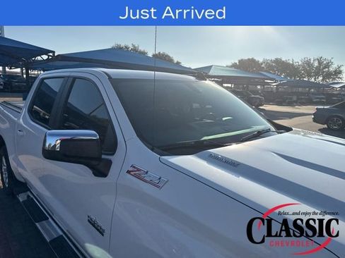 Used 2020 Chevrolet Silverado 1500 LT w/ Texas Edition image 25