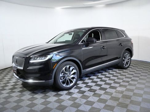 Certified 2023 Lincoln Nautilus Reserve w/ Equipment Group 201A AWD/4WD image 5