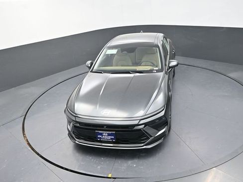 New 2026 Hyundai Sonata Limited FWD image 25