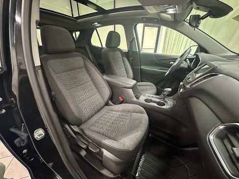 Certified 2024 Chevrolet Equinox LT w/ LPO, Floor Liner Package image 18