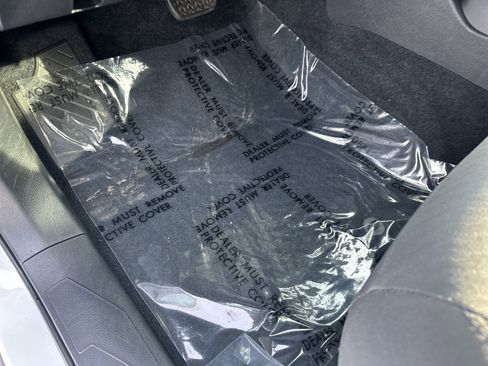 Used 2023 Toyota Tacoma TRD Off-Road image 17