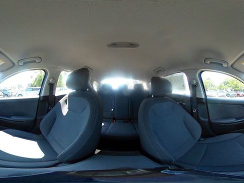 Used 2025 Kia K4 LXS FWD image 44