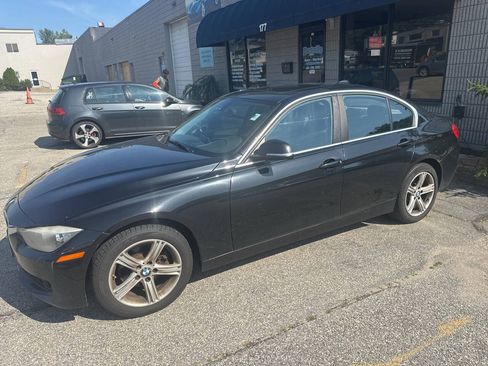 Used 2015 BMW 328i xDrive Sedan AWD/4WD image 2