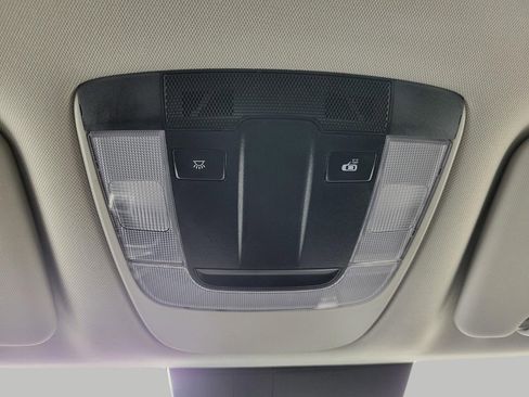 Used 2025 Kia Sportage LX AWD/4WD image 18