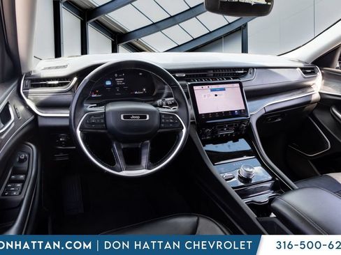 Used 2022 Jeep Grand Cherokee L Limited AWD/4WD image 16