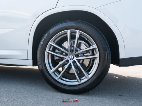 Used 2021 BMW X4 xDrive30i w/ M Sport Package AWD/4WD image 12