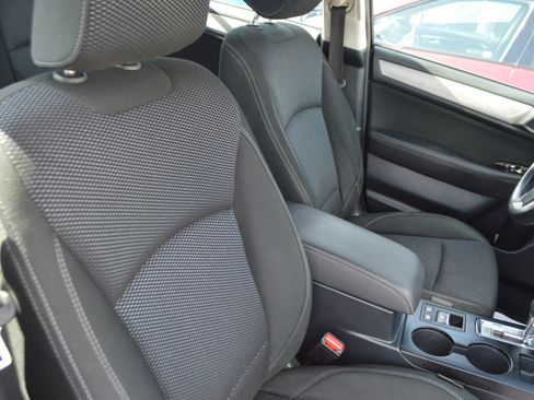 Used 2018 Subaru Outback 2.5i AWD/4WD image 19