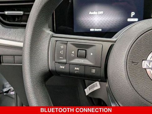 Certified 2025 Nissan Kicks SV w/ SV Premium Package AWD/4WD image 18
