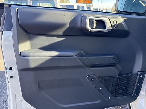 New 2025 Ford Bronco Badlands w/ Sasquatch Package image 10