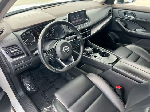 Used 2023 Nissan Rogue SV w/ SV Premium B Package FWD image 14