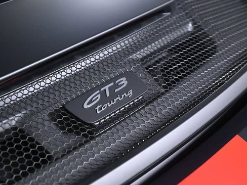 Used 2026 Porsche 911 GT3 RWD image 25