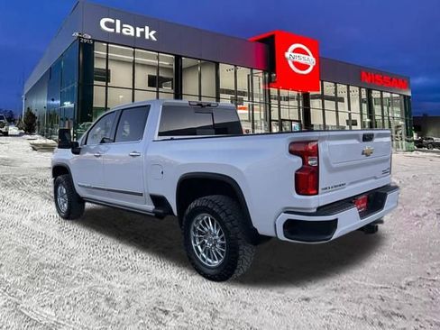 Used 2024 Chevrolet Silverado 3500 High Country w/ High Country Premium Package image 5