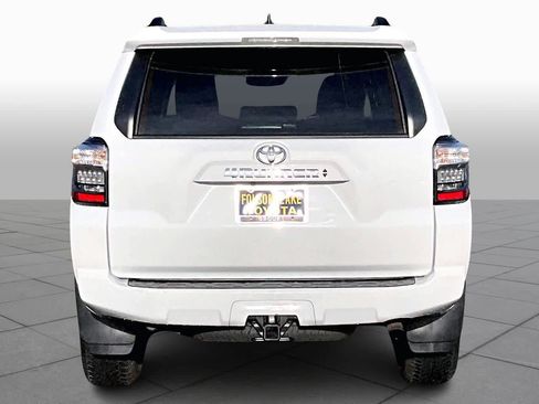 Certified 2024 Toyota 4Runner SR5 Premium image 5