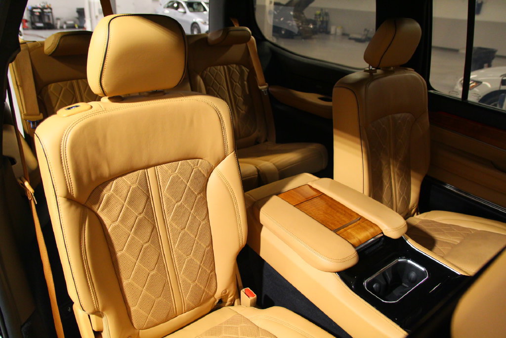 Used 2022 Jeep Grand Wagoneer Series III w/ Rear Seat Video Group 1 AWD/4WD image 22
